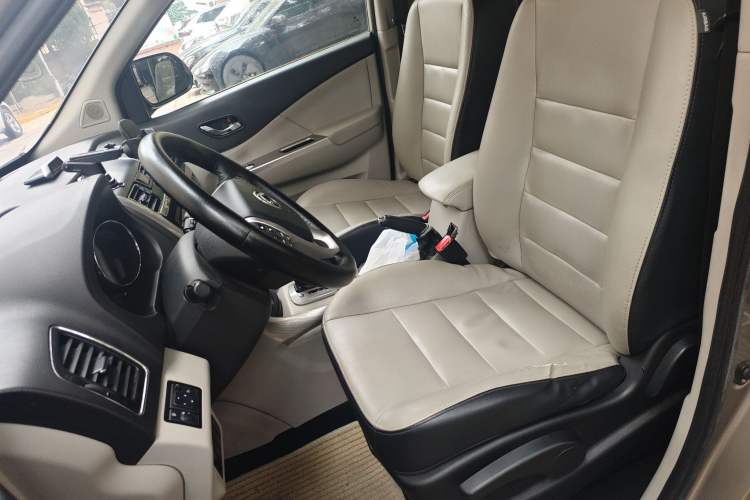 Used FORTHING S500 2016 1.6L CVT Deluxe Model Left Front Seat