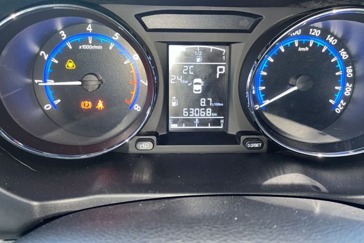 Used FORTHING S500 2016 1.6L CVT Luxury Edition Odometer Close Up