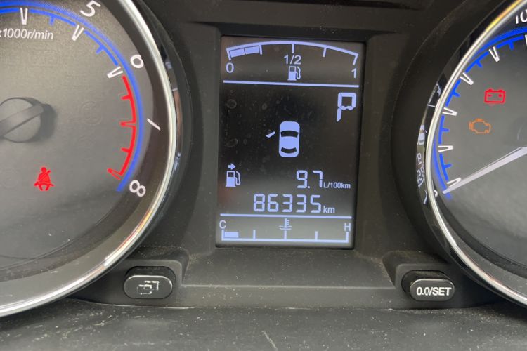 Used FORTHING S500 2016 1.6L CVT Deluxe Model Odometer Close Up
