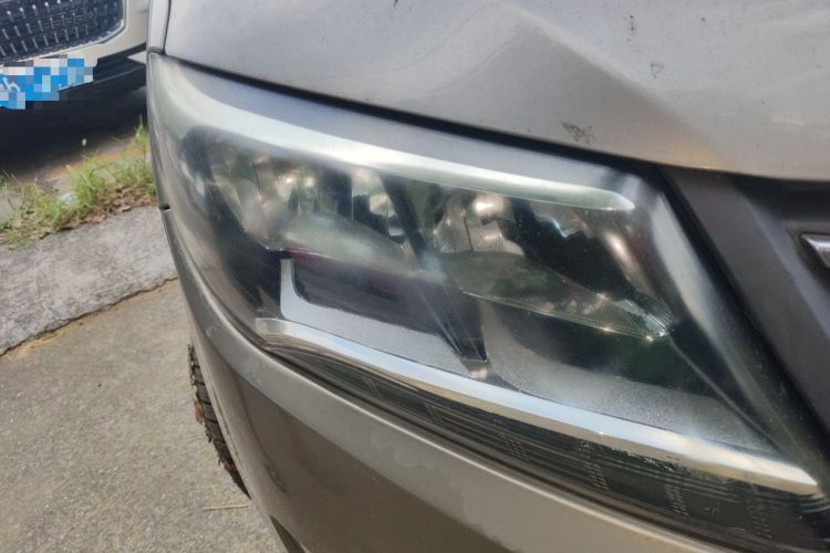 Used FORTHING S500 2016 1.5L Manual Comfort Model Right Front Headlight