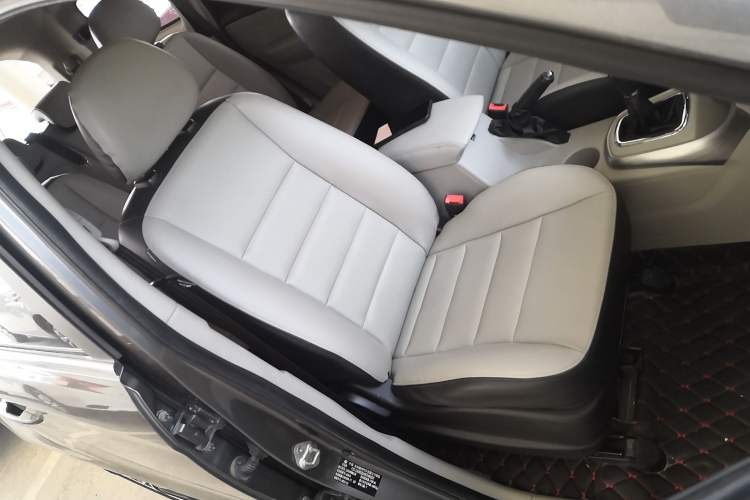 Used FORTHING S500 2016 1.5L Manual Luxury Model Right Front Seat