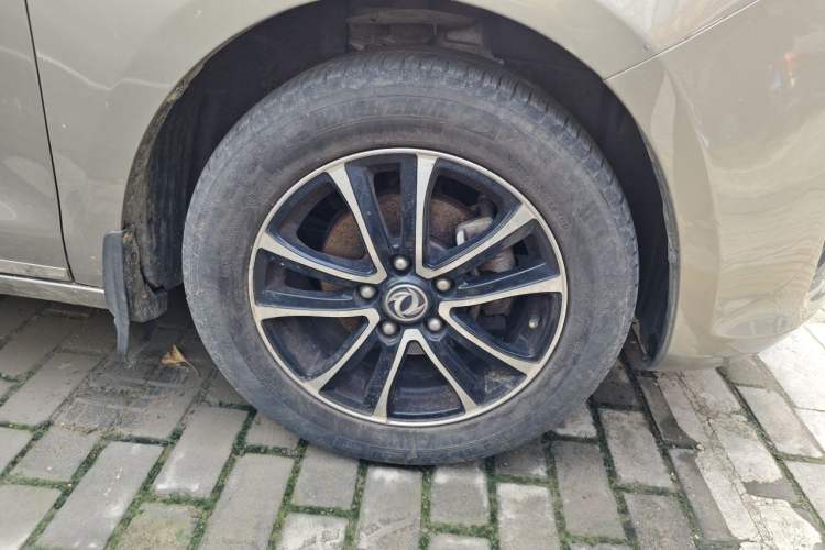 Used FORTHING S500 2016 1.6L Manual Luxury Edition Right Front Wheel Hub