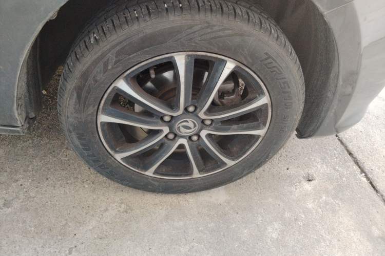 Used FORTHING S500 2016 1.6L CVT Deluxe Model Right Front Wheel Hub
