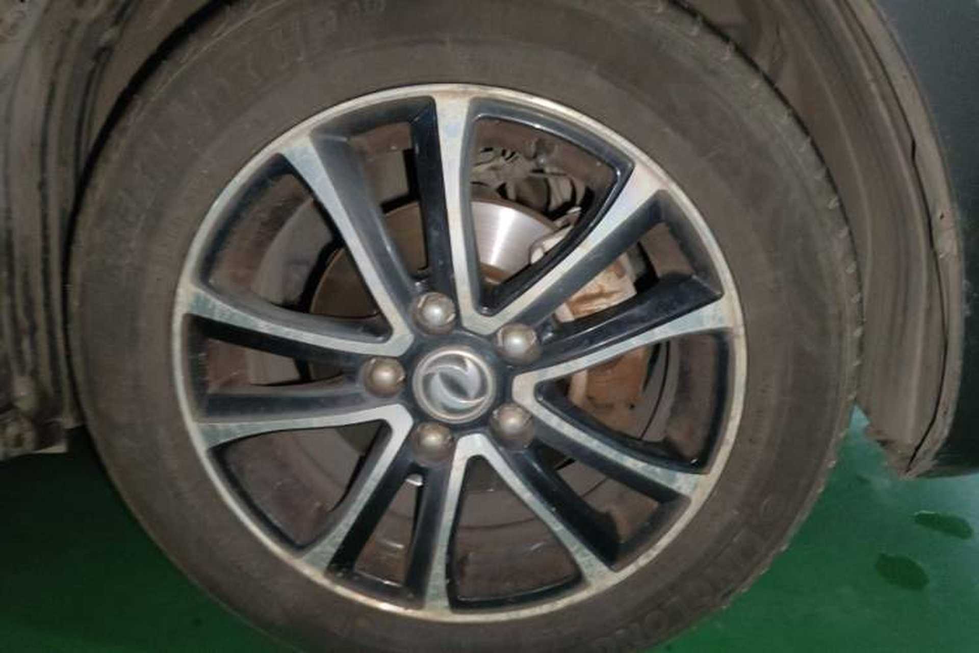Used FORTHING S500 2016 1.6L CVT Deluxe Model Right Front Wheel Hub