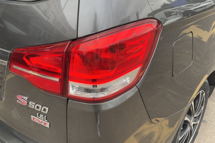 Used FORTHING S500 2016 1.6L CVT Deluxe Model Right Rear Taillight
