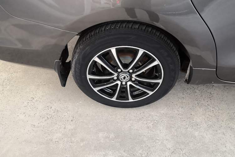 Used FORTHING S500 2016 1.5L Manual Luxury Model Right Rear Wheel Hub