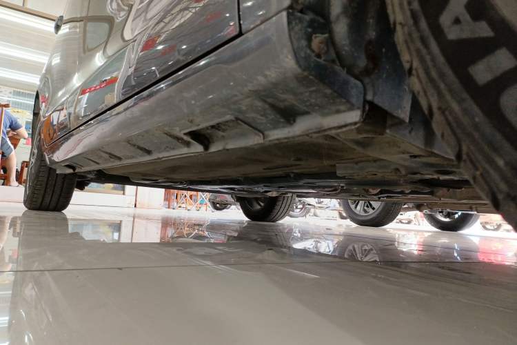 Used FORTHING S500 2016 1.6L CVT Luxury Edition Right Side Sill