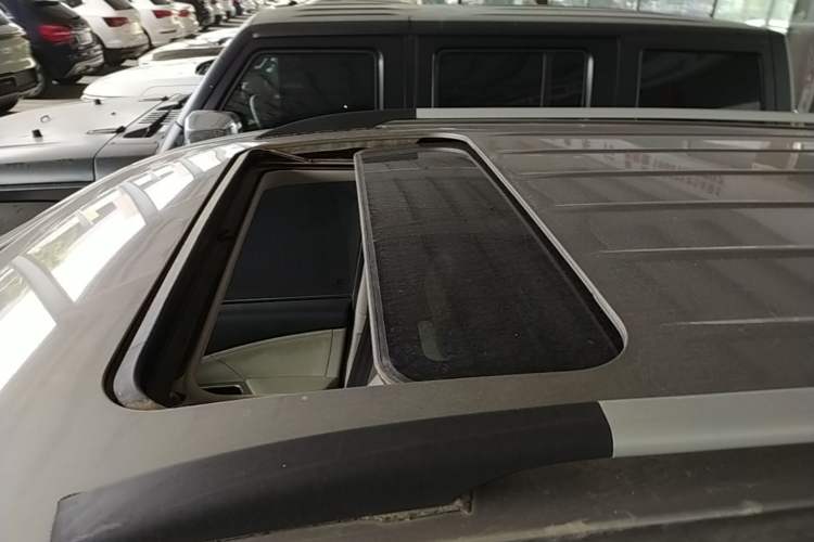 Used FORTHING S500 2016 1.6L Manual Luxury Model Roof