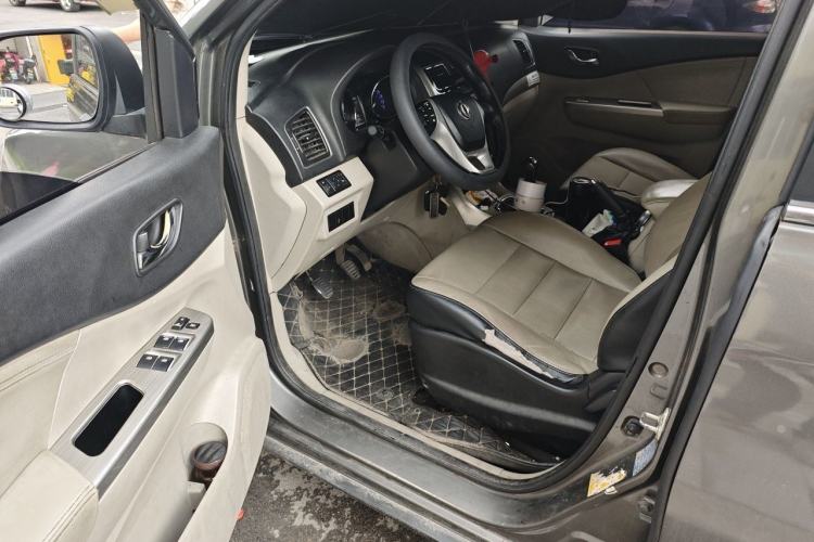 Used FORTHING S500 2016 1.6L Manual Luxury Edition Driver Seat