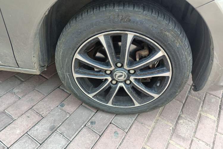 Used FORTHING S500 2016 1.6L Manual Luxury Model Right Front Wheel Hub