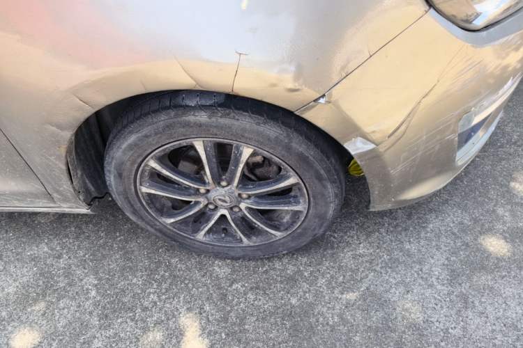Used FORTHING S500 2016 1.6L CVT Luxury Model Right Front Wheel Hub