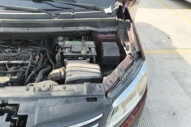 Used FORTHING S500 2016 1.6L CVT Deluxe Model Engine Bay Left