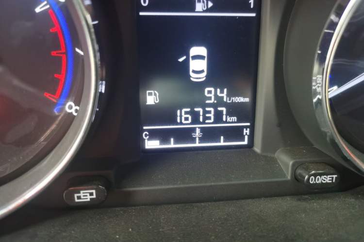 Used FORTHING S500 2016 1.6L Manual Luxury Edition Odometer Close Up