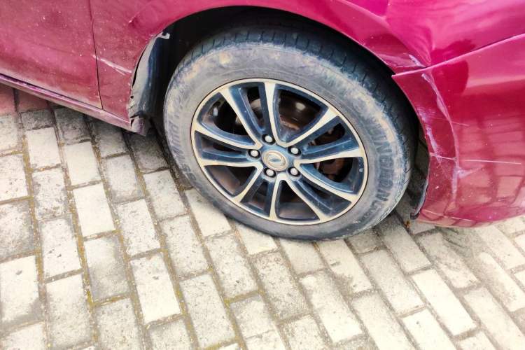 Used FORTHING S500 2016 1.5L Manual Luxury Version II Right Front Wheel Hub