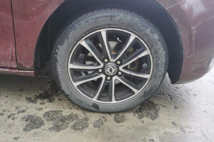 Used FORTHING S500 2016 1.6L Manual Luxury Edition Right Front Wheel Hub