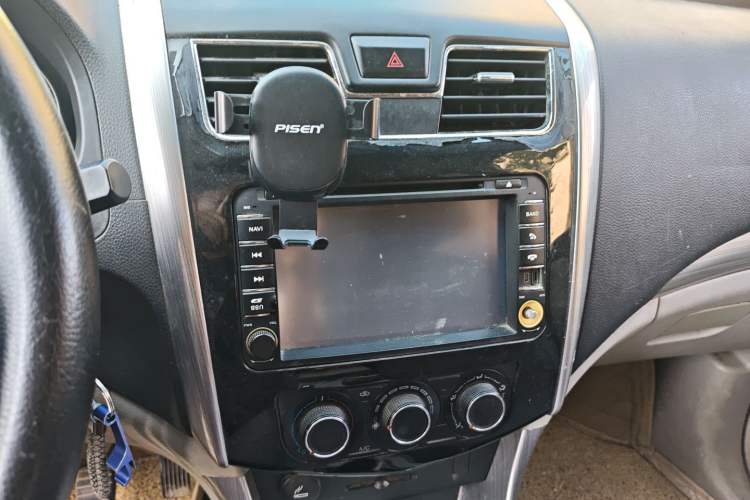 Used FORTHING S500 2016 1.5L Manual Comfort Model Audio And AC Panel