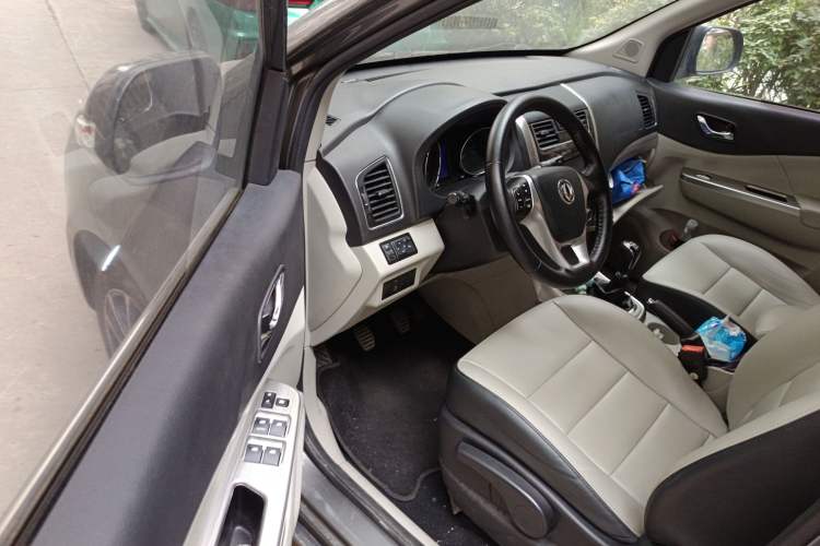 Used FORTHING S500 2016 1.6L Manual Luxury Model Driver Seat