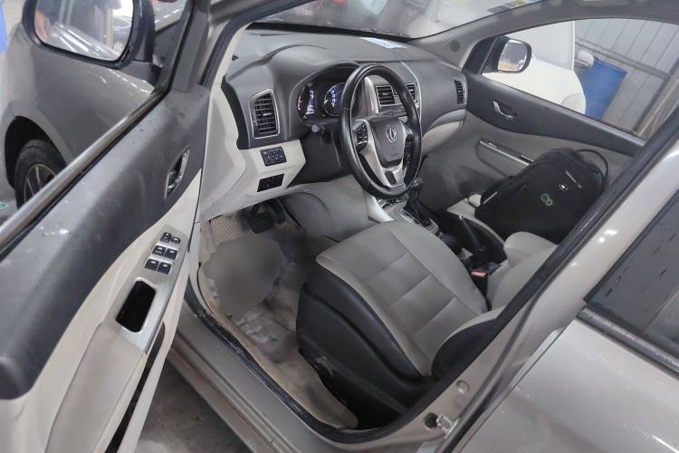 Used FORTHING S500 2016 1.6L CVT Luxury Model Driver Seat