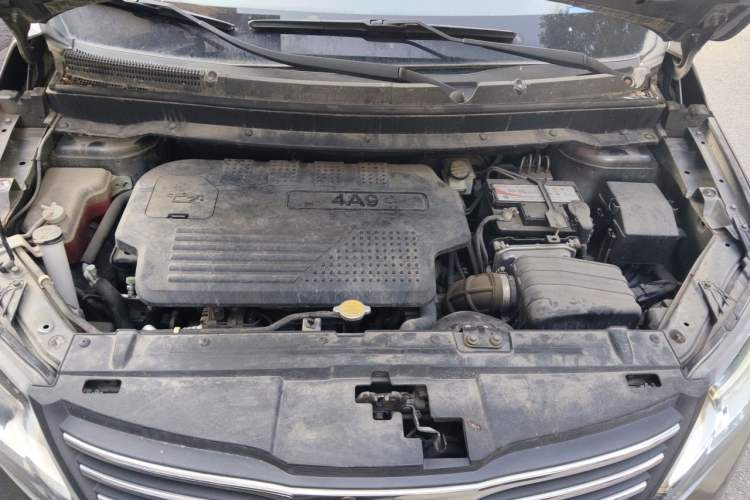 Used FORTHING S500 2016 1.6L Manual Luxury Model Engine Bay