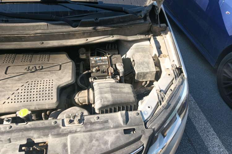 Used FORTHING S500 2016 1.6L CVT Deluxe Model Engine Bay Left