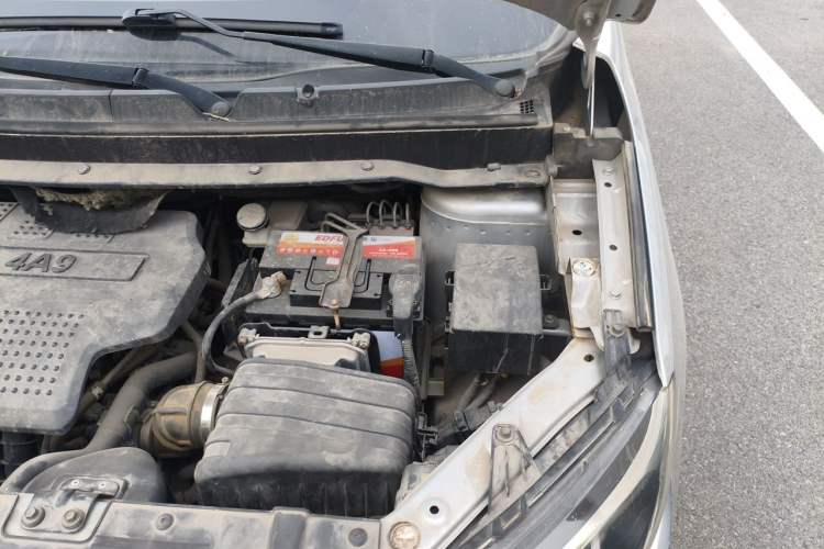 Used FORTHING S500 2016 1.6L CVT Deluxe Model Engine Bay Left