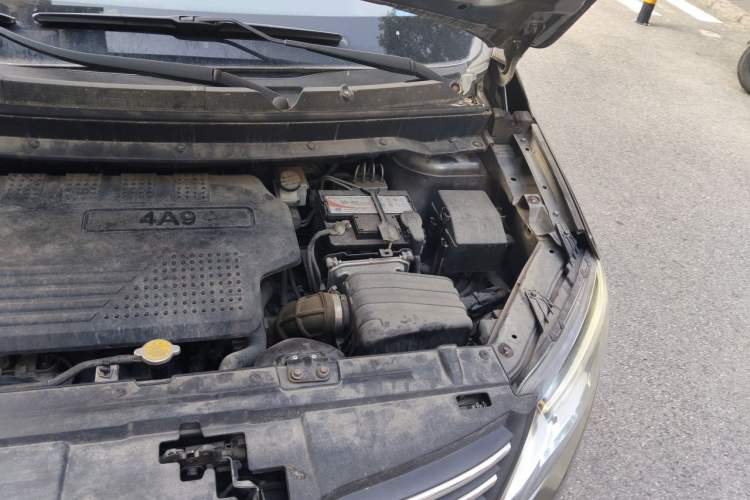 Used FORTHING S500 2016 1.6L Manual Luxury Model Engine Bay Left