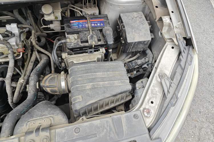 Used FORTHING S500 2016 1.6L Manual Luxury Edition Engine Bay Left