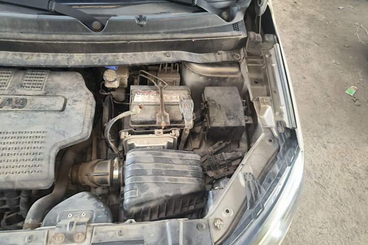 Used FORTHING S500 2016 1.6L CVT Luxury Model Engine Bay Left