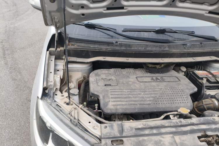Used FORTHING S500 2016 1.6L CVT Deluxe Model Engine Bay Right