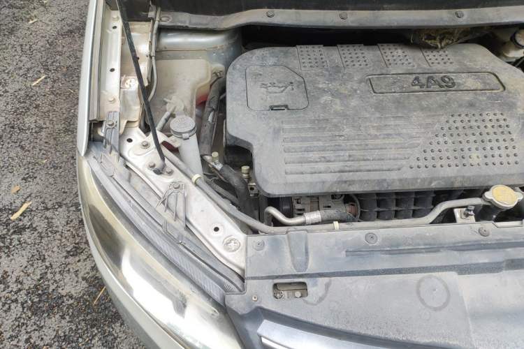 Used FORTHING S500 2016 1.6L CVT Luxury Model Engine Bay Right