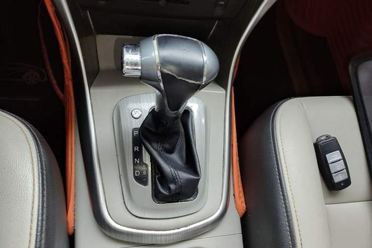 Used FORTHING S500 2016 1.6L CVT Deluxe Model Gear Lever