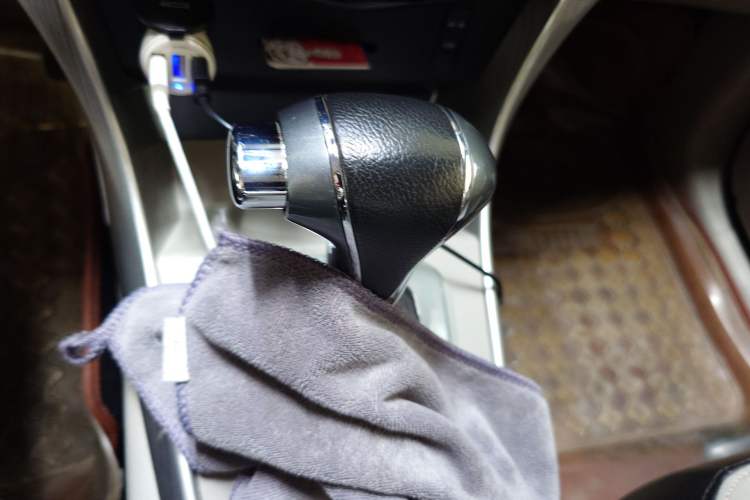 Used FORTHING S500 2016 1.6L CVT Luxury Model Gear Lever