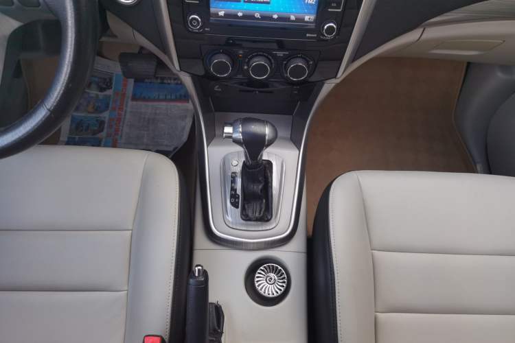 Used FORTHING S500 2016 1.6L CVT Deluxe Model Gear Lever
