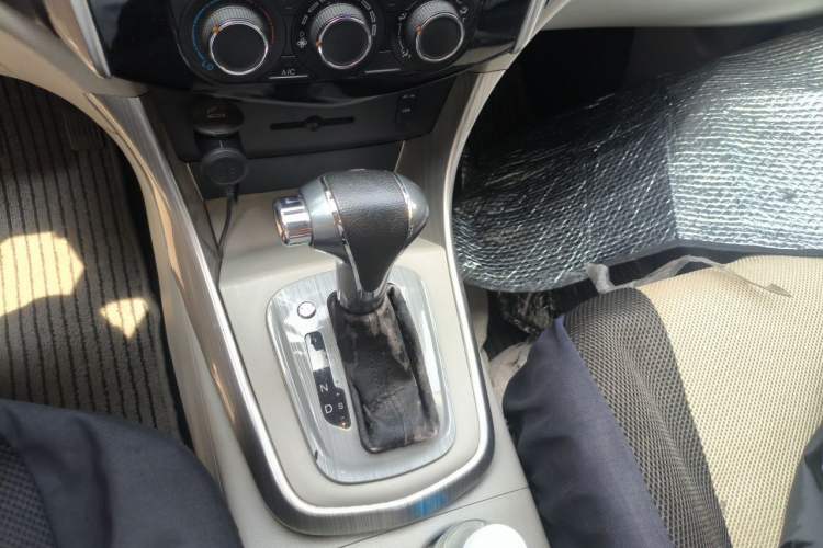 Used FORTHING S500 2016 1.6L CVT Luxury Model Gear Lever