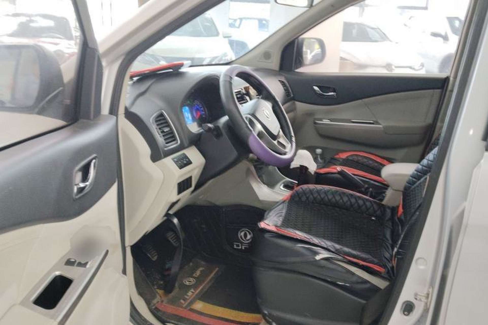 Used FORTHING S500 2016 1.5L Manual Comfort Model Interior 3
