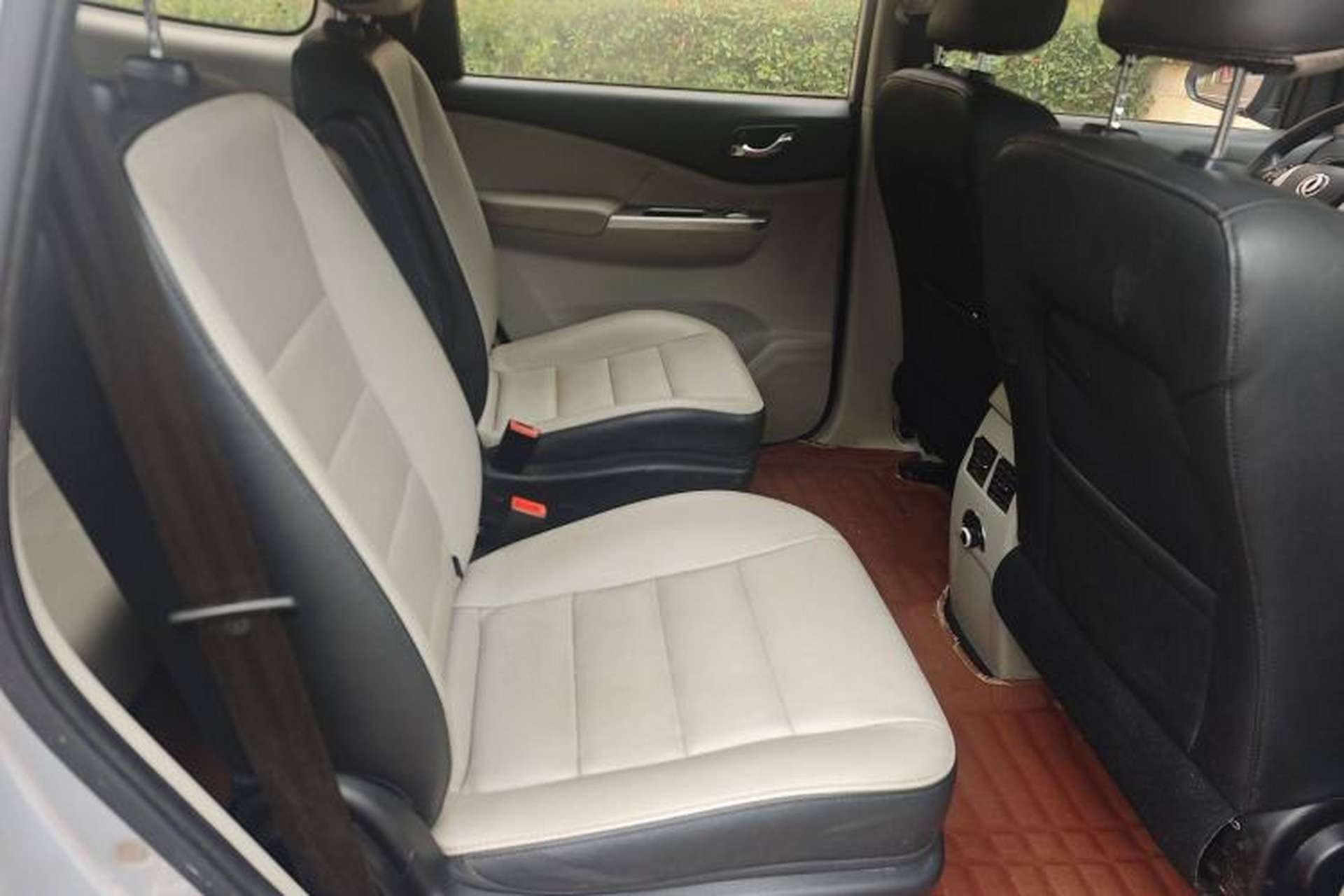 Used FORTHING S500 2016 1.6L Manual Luxury Edition Interior 6