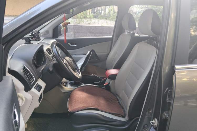 Used FORTHING S500 2016 1.6L Manual Luxury Model Left Front Seat