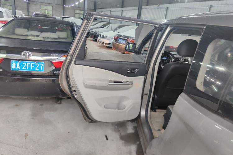 Used FORTHING S500 2016 1.6L CVT Luxury Model Left Rear Door Interior