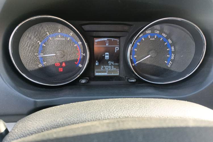 Used FORTHING S500 2016 1.6L CVT Deluxe Model Odometer Close Up