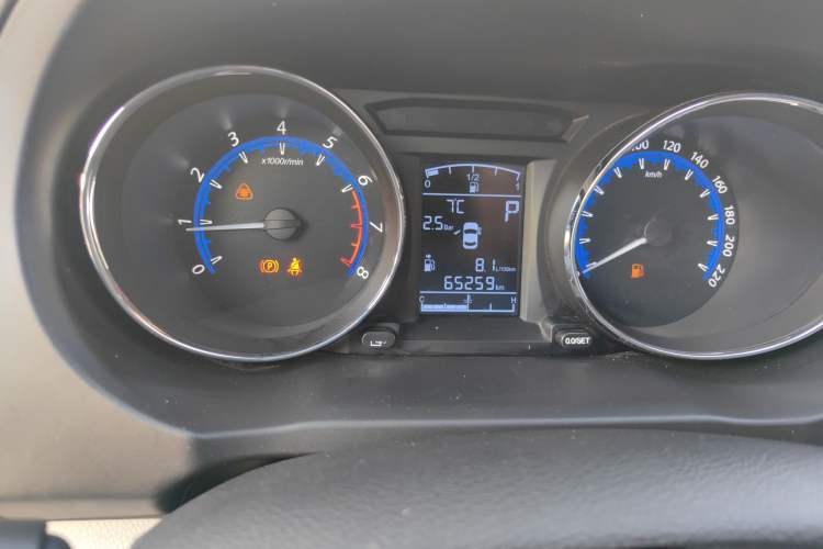 Used FORTHING S500 2016 1.6L CVT Luxury Edition Odometer Close Up