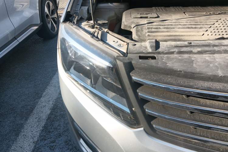Used FORTHING S500 2016 1.6L CVT Deluxe Model Right Front Headlight