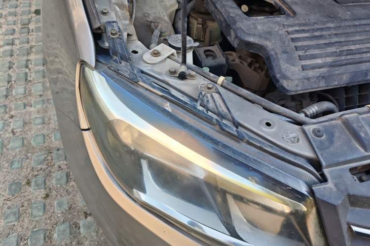 Used FORTHING S500 2016 1.5L Manual Comfort Model Right Front Headlight