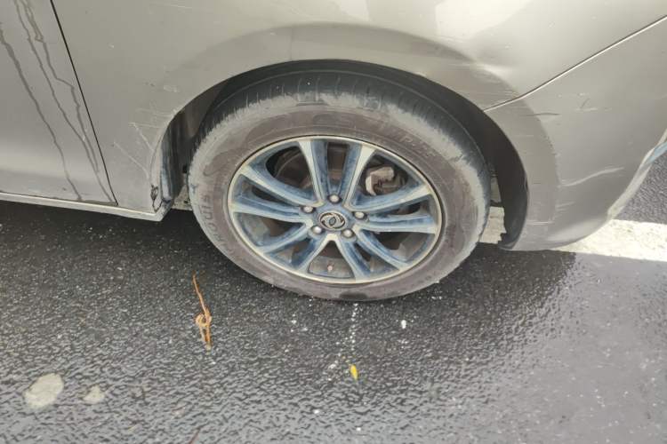 Used FORTHING S500 2016 1.6L CVT Luxury Model Right Front Wheel Hub