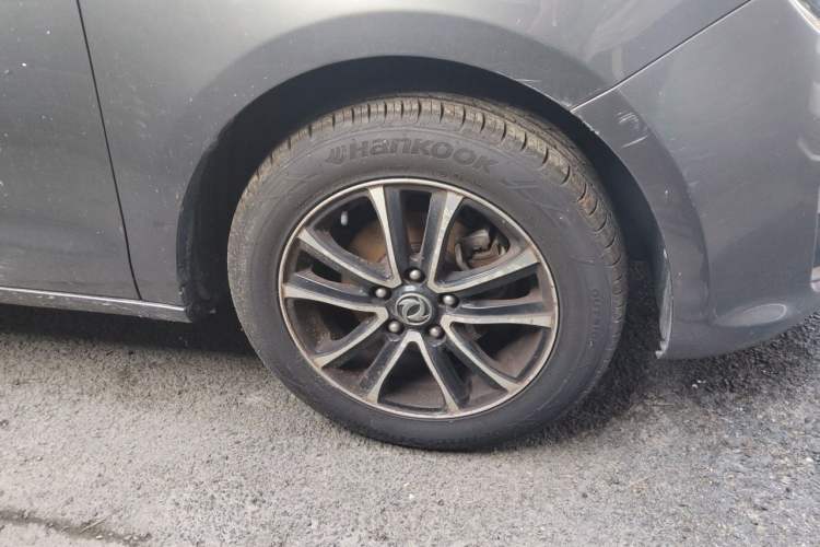 Used FORTHING S500 2016 1.6L Manual Luxury Model Right Front Wheel Hub