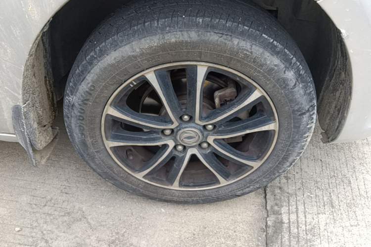 Used FORTHING S500 2016 1.5L Manual Luxury Version II Right Front Wheel Hub