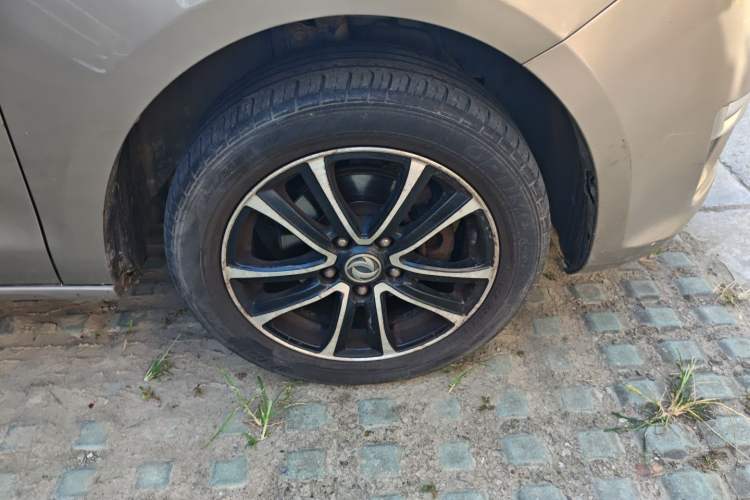 Used FORTHING S500 2016 1.5L Manual Comfort Model Right Front Wheel Hub