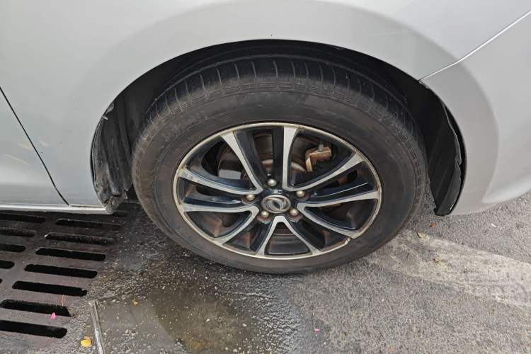 Used FORTHING S500 2016 1.6L Manual Luxury Edition Right Front Wheel Hub