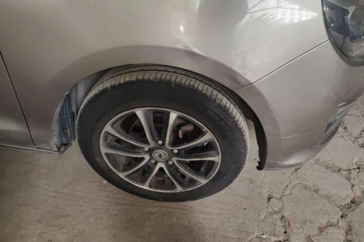 Used FORTHING S500 2016 1.6L Manual Luxury Edition Right Front Wheel Hub