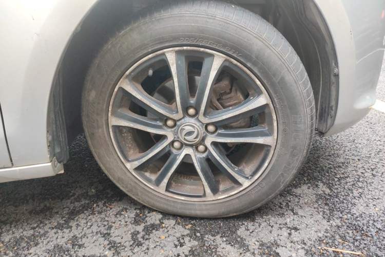 Used FORTHING S500 2016 1.6L CVT Luxury Model Right Front Wheel Hub