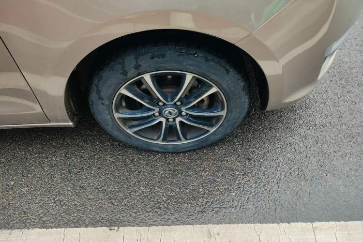 Used FORTHING S500 2016 1.5L Manual Comfort Model Right Front Wheel Hub